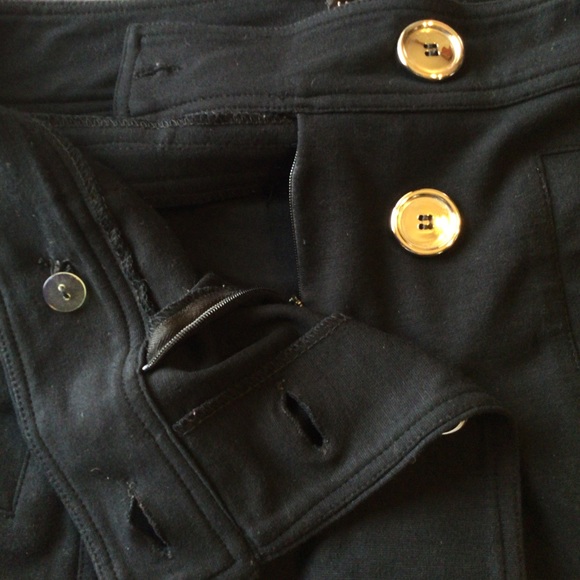 CACHE SIZE 6 BLACK PONTE SHORTS - Picture 9 of 14